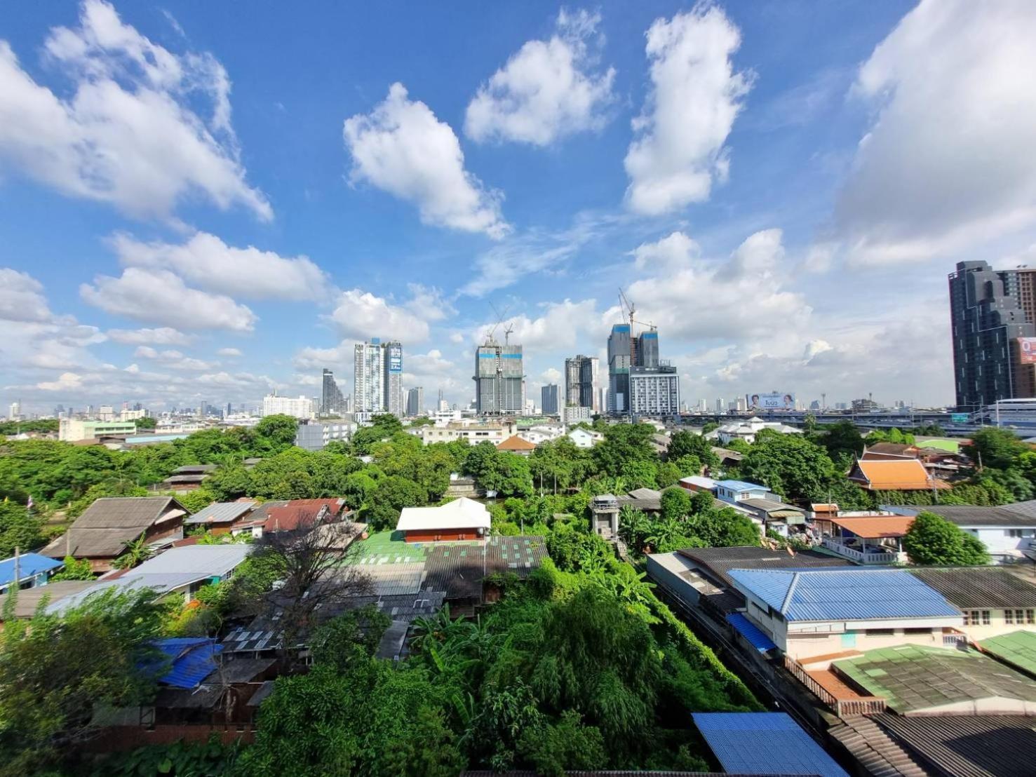 Aqua Residences: New Rooms Near Wutthakat BTS Station Bangkok Exterior photo